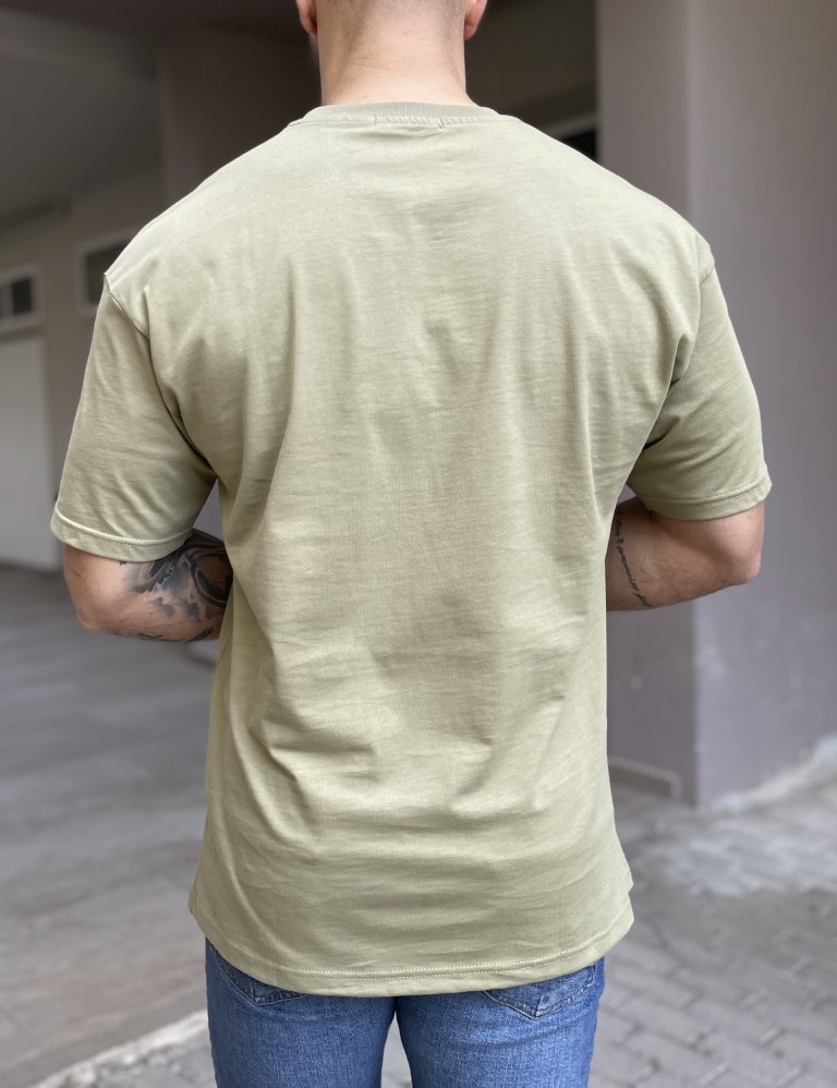 Ανδρικό βαμβακερό χακί Oversized T-shirt με τύπωμα 17468 φωτογραφία